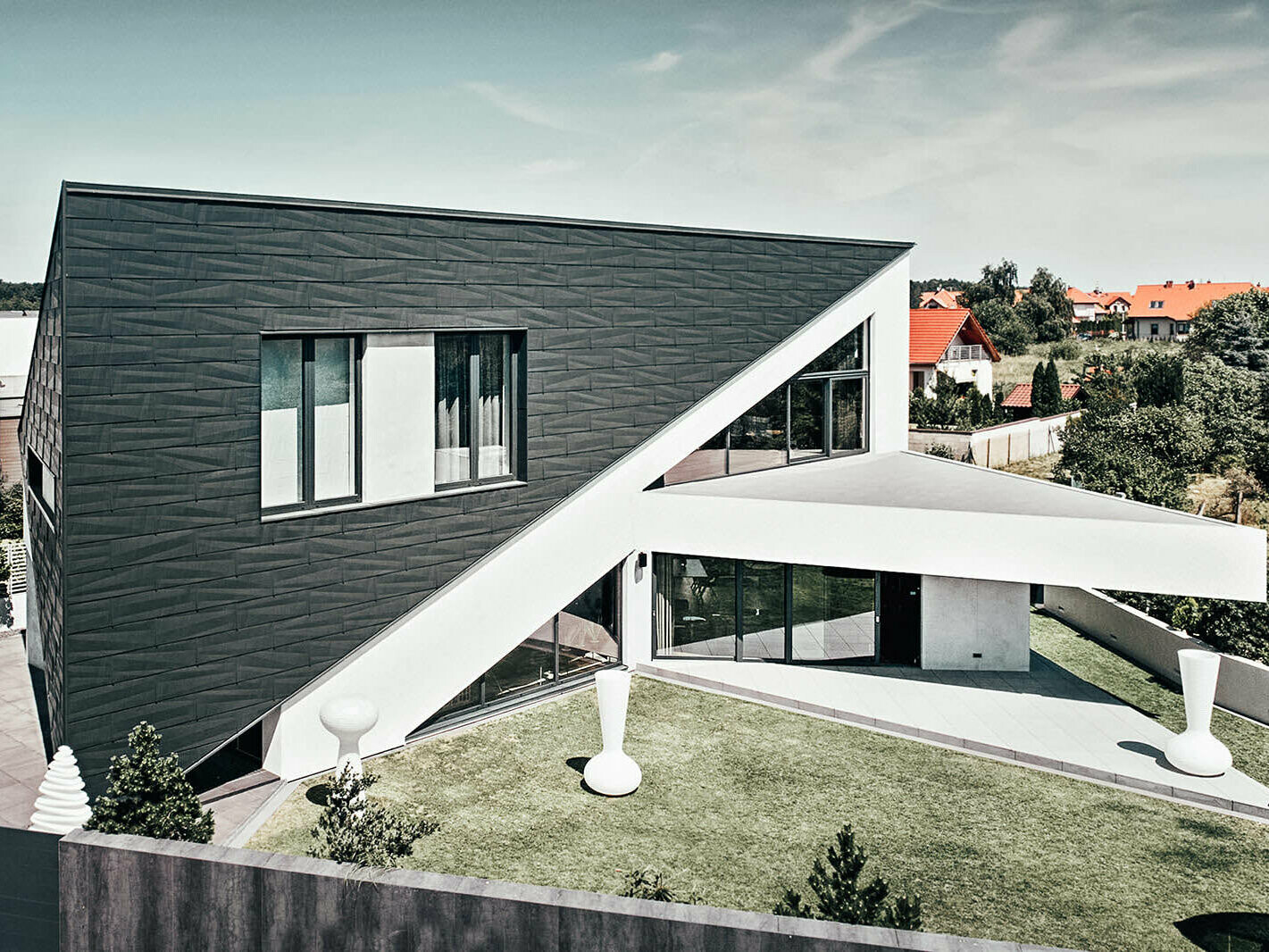 PREFA Fassade – Aluminium-Fassadenverkleidung Triangle House, Flaschnerei Wenk Bodenseeregion